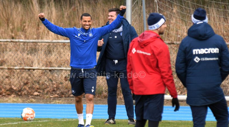 KSC-Üben am Donnerstag vor dem Schalkespiel