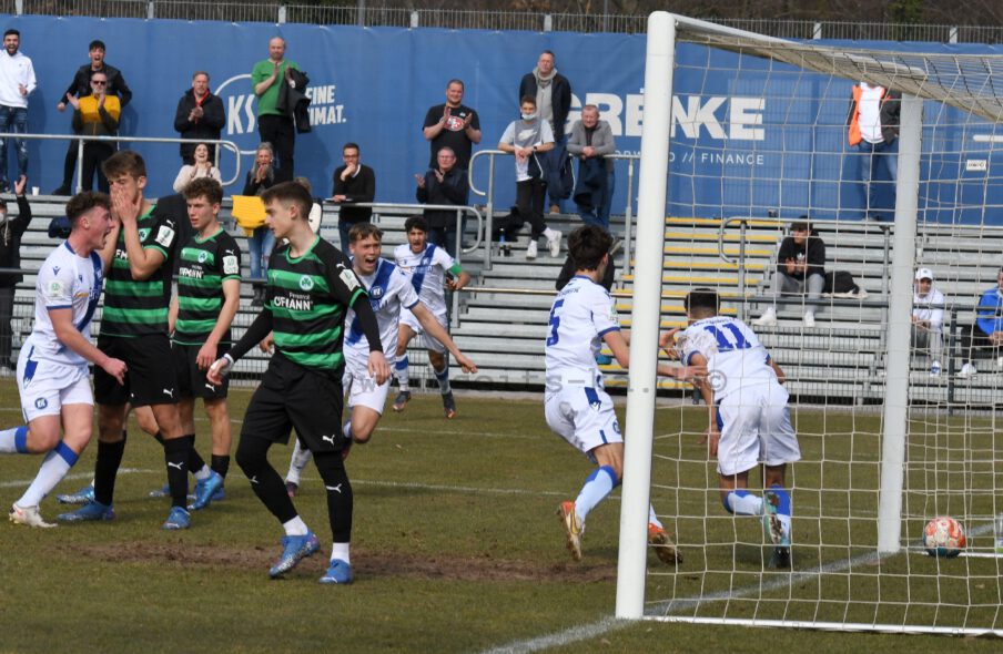 KSC U17 besiegt Fürth