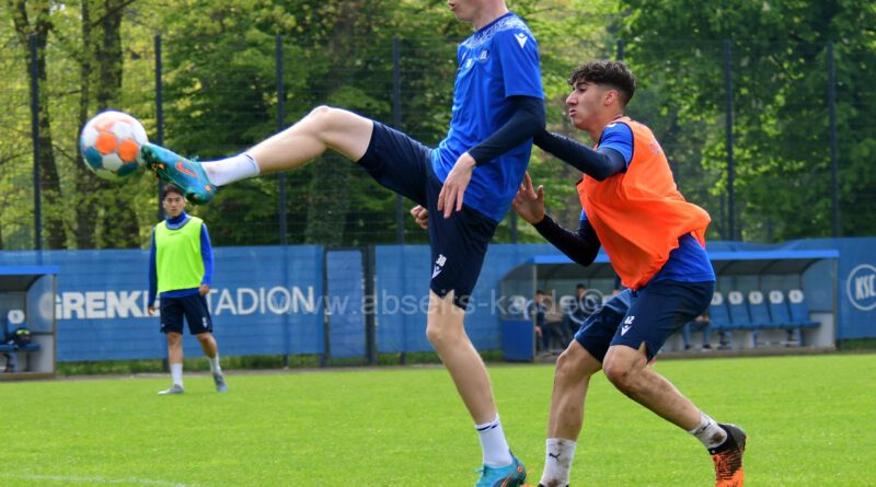 Efe-Kaan Sihlaroglu und Tm breithaupt KSC Training