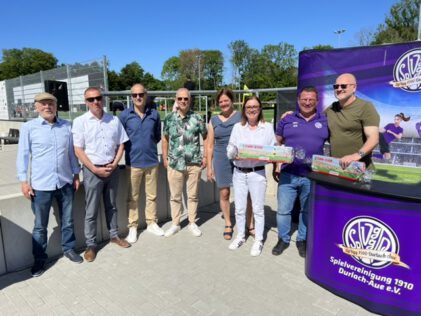 Einweihung Kunstrasenplatz SpVgg Durlach-Aue Foto: Tobias Rieger