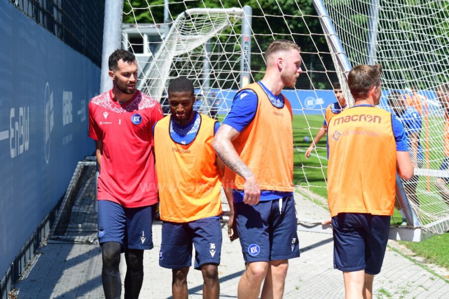 Impressionen vom KSC-Auftakttraining