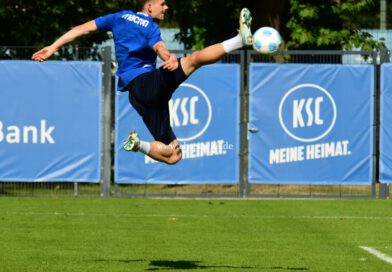 Galerie vom KSC-Training am Freitag vor dem Magdeburgspiel