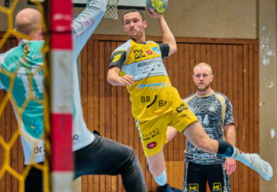 Derbysieg geht an Knielingen – TVK baut in Rintheim die Tabellenführung aus