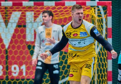Wieder reicht eineganz starke Halbzeit – Knielingen ist Tabellenführer vor dem Karlsruher Derby
