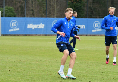 Impressionen vom KSC-Spielersatztraining mit Testspieler