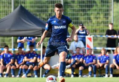 Impressionen vom KSC-Sieg beim FC Untergrombach