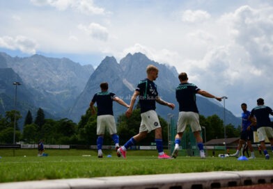 Impressionen KSC vs Shimizu S Pulse